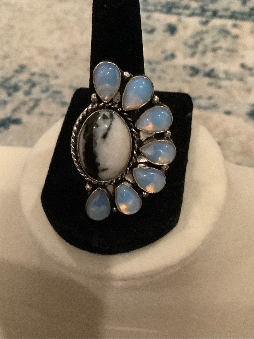 Size 7; White Buffalo & Opalite Teardrop Cluster Statement Ring